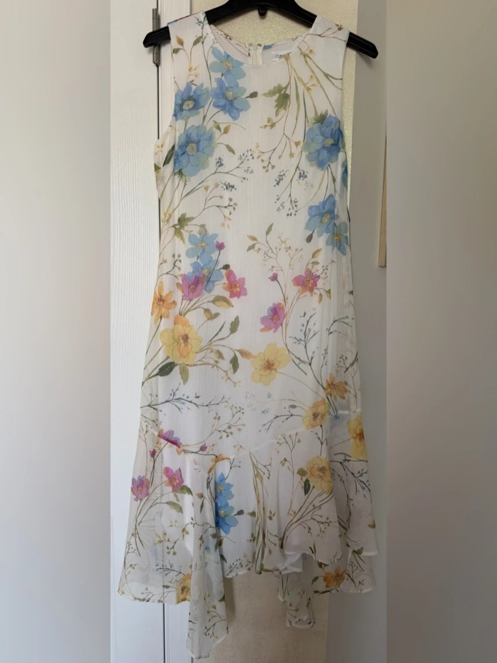 Calvin Klein Cream Floral Dress with Blue and Yellow Blooms - Picture 2 of 4